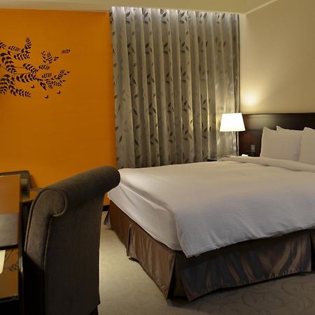 Lailai Hotel Taizhong Zewnętrze zdjęcie