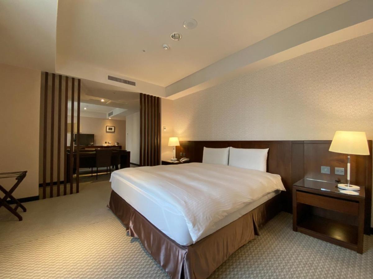Lailai Hotel Taizhong Zewnętrze zdjęcie