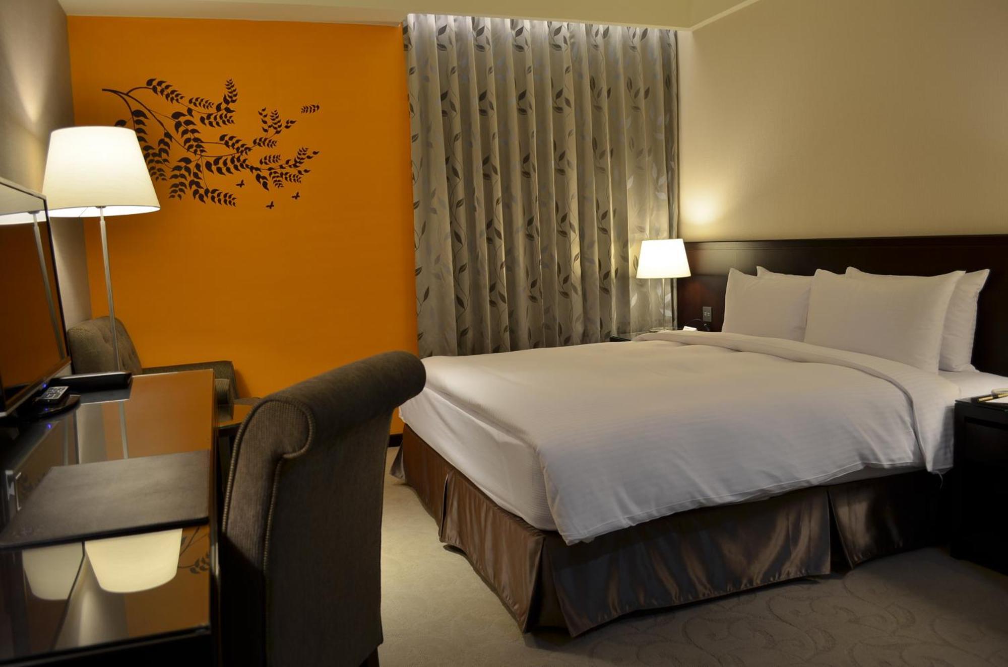 Lailai Hotel Taizhong Zewnętrze zdjęcie