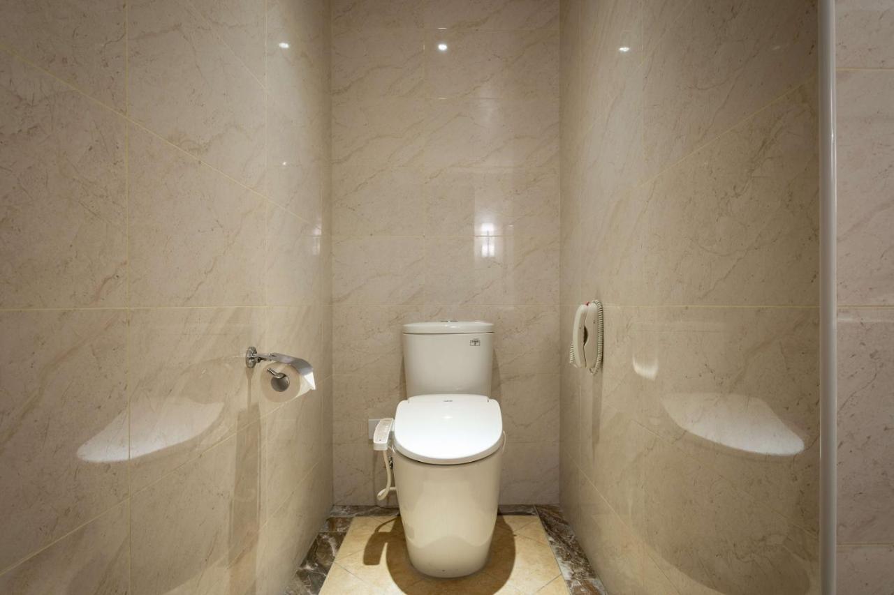 Lailai Hotel Taizhong Zewnętrze zdjęcie