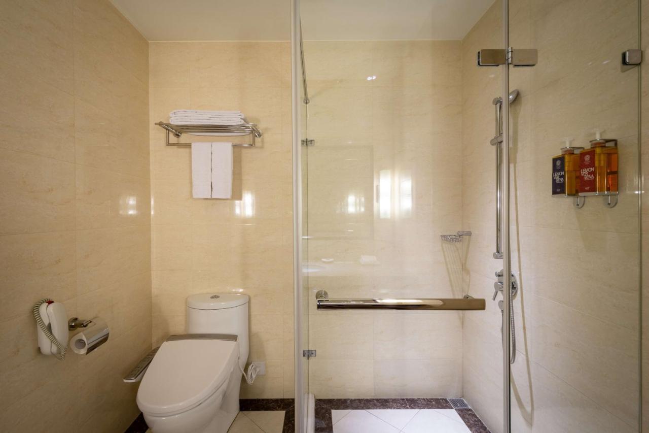 Lailai Hotel Taizhong Zewnętrze zdjęcie